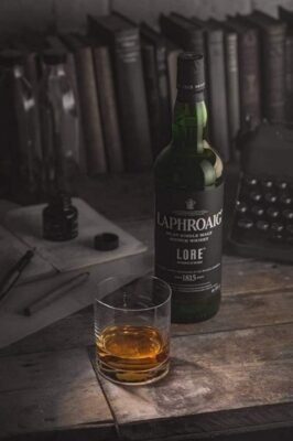 LAPHROAIG LORE limited ed